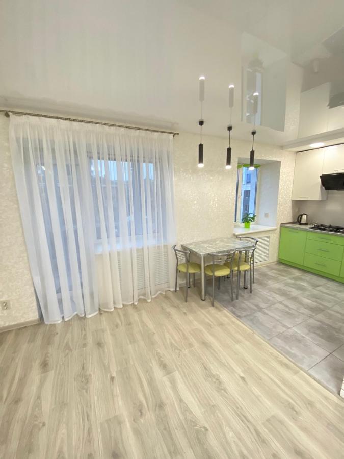 Suite Mira Avenue Center: Central Two-Room Apartment Near TsUM Chernihiv Exterior photo