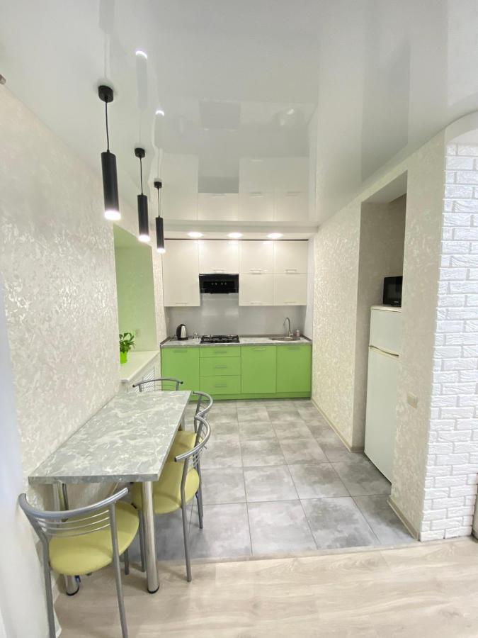 Suite Mira Avenue Center: Central Two-Room Apartment Near TsUM Chernihiv Exterior photo